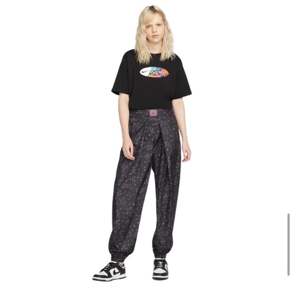 NIKE NWT ICON CLASH ROSEBUD JOGGERS - Picture 9 of 9